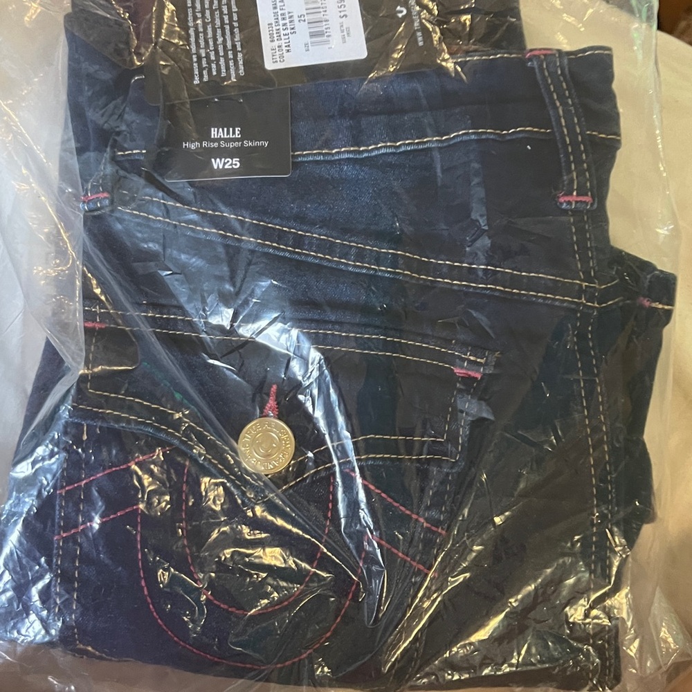 True Religion Women’s Skinny, high rise Flap-pocket PINK stitching! NWT - Picture 12 of 14